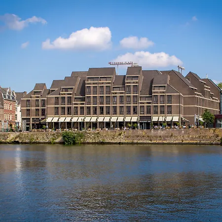 Crowne Plaza By Ihg Hotel 4*