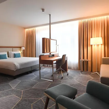 Crowne Plaza By Ihg Hotel