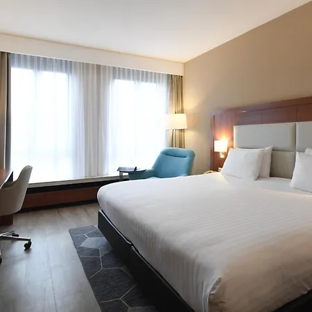Hotel Crowne Plaza By Ihg 4*