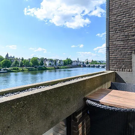 Hotel Crowne Plaza By Ihg 4*