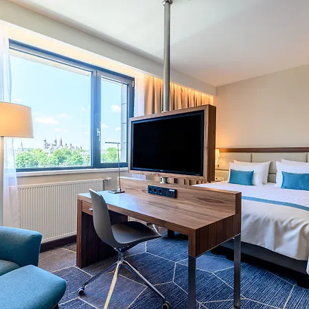 Hotell Crowne Plaza By Ihg 4*