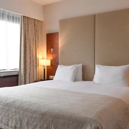 Crowne Plaza By Ihg Ξενοδοχείο
