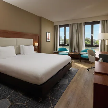 Crowne Plaza By Ihg Μάαστριχτ